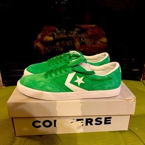 Brand new pair of Converse Check Point sneakers! Never worn. Original box!